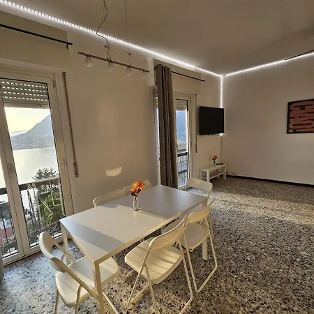 Casa vacanze Bella Vista Da Mario, Como, Front